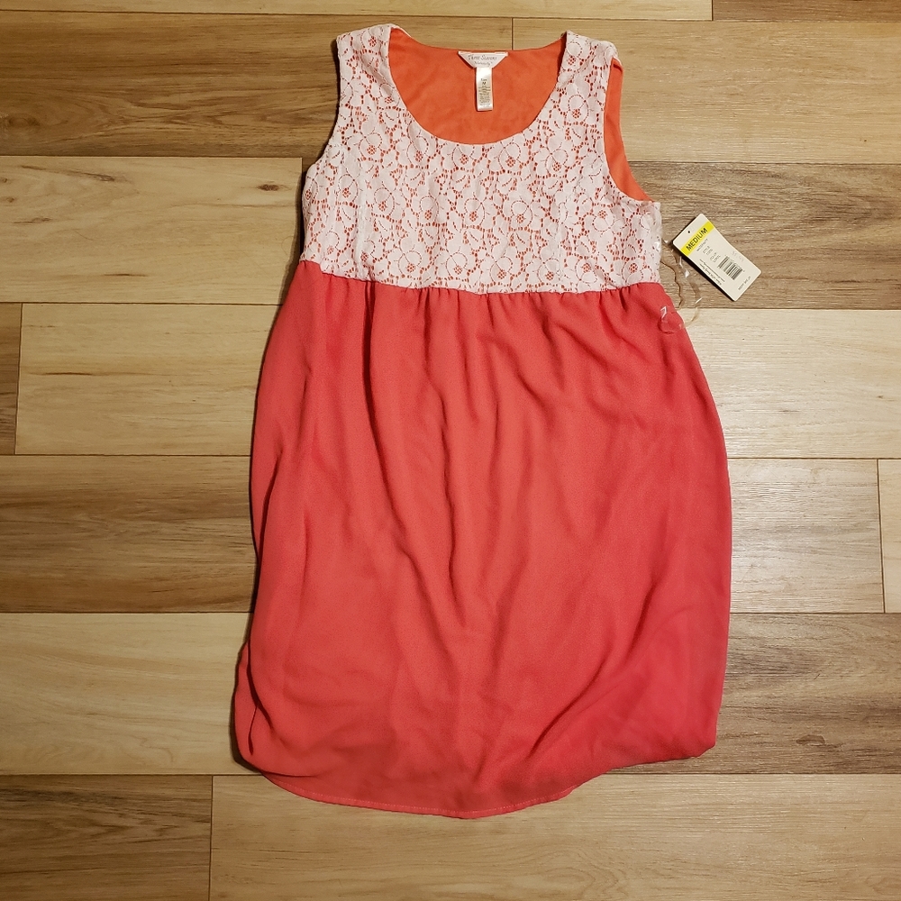 NWT Maternity dress
